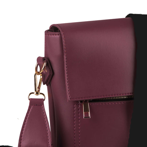 QUEST Cross Body Maroon