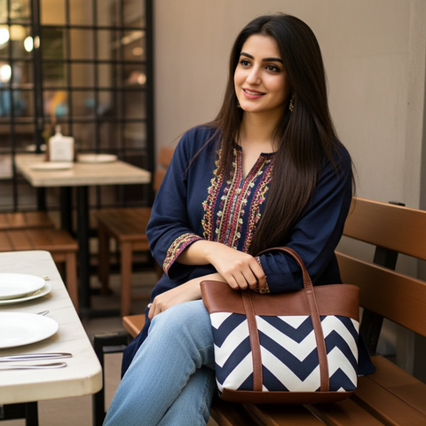 CANBERRA SHOULDER BAG BROWN